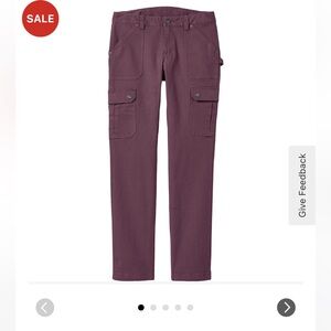 NWT- DULUTH TRADING CO. Women’s DuluthFlexFireHose Slim Leg Cargo Pants